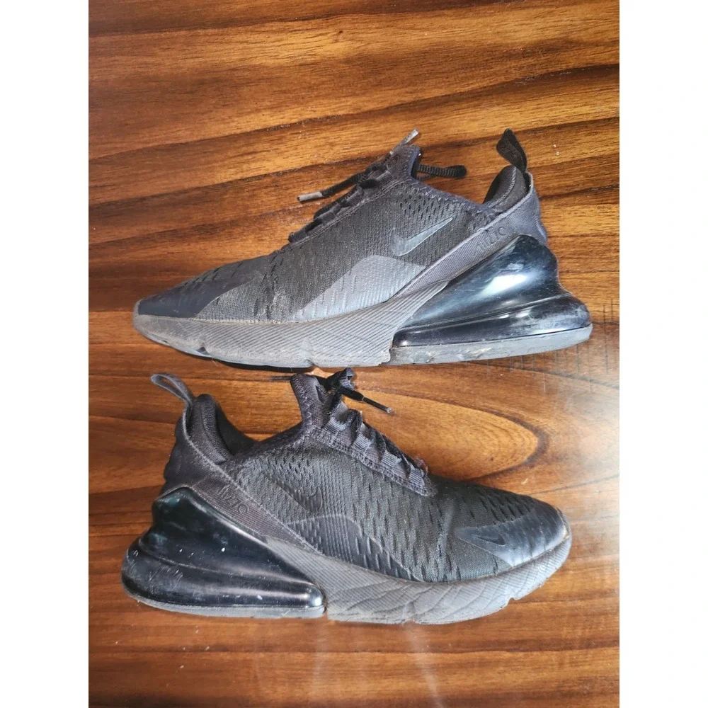 Size 5.5 (GS) - Nike Air Max 270 Low Triple Black